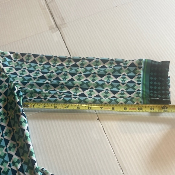 Donna Morgan Geometric Patterned Green white and Blue Dress w belt & buttons - Picture 5 of 14